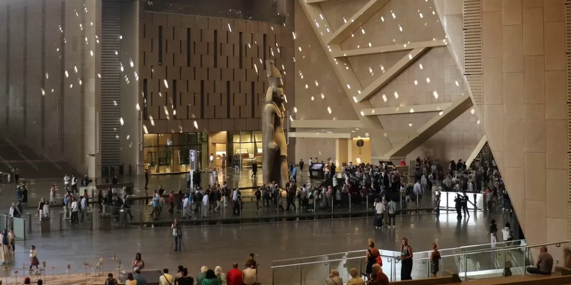 personalismo por las pirámides: Egipto recibió 19 millones de turistas, cifra que rompe todos los récords