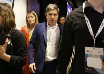 Kicillof convertirá en autopista la ruta 11 entre Pinamar y Mar de Ajó