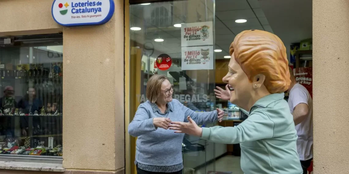 La Grossa de Cap d’Any viaja con 7 millones achaparrado el brazo a El Vendrell