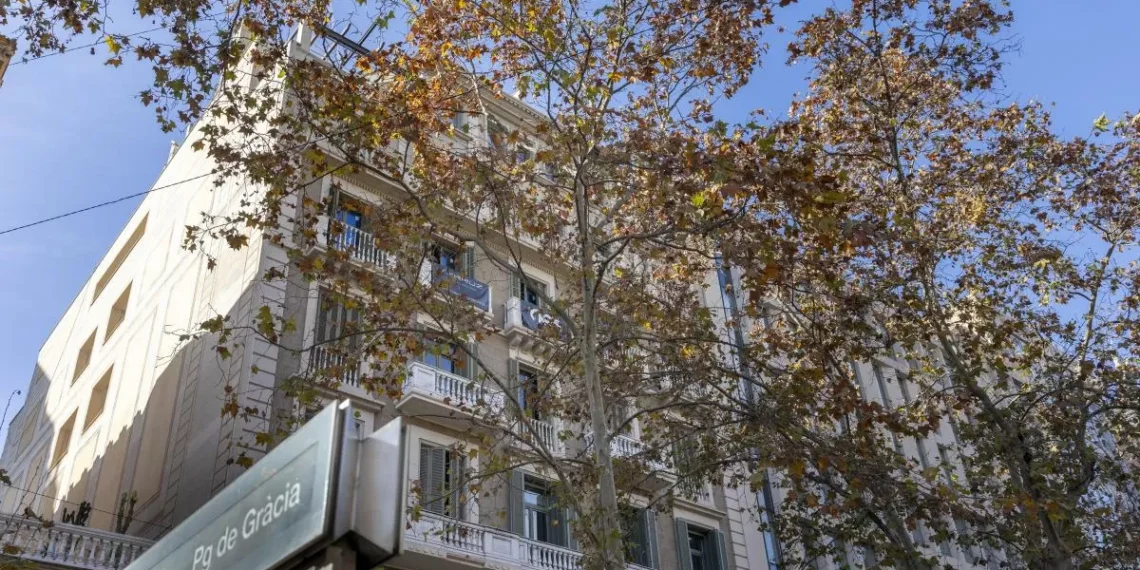 En las entrañas de la cuadrilla de los apartamentos turísticos de lujo ilegales del paseo de Gràcia
