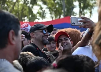 Sugestivo acción de Verón con uno de los intendentes más cercanos a Kicillof