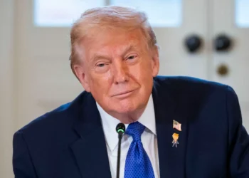 Cáceres plantea declarar persona non grata a Donald Trump