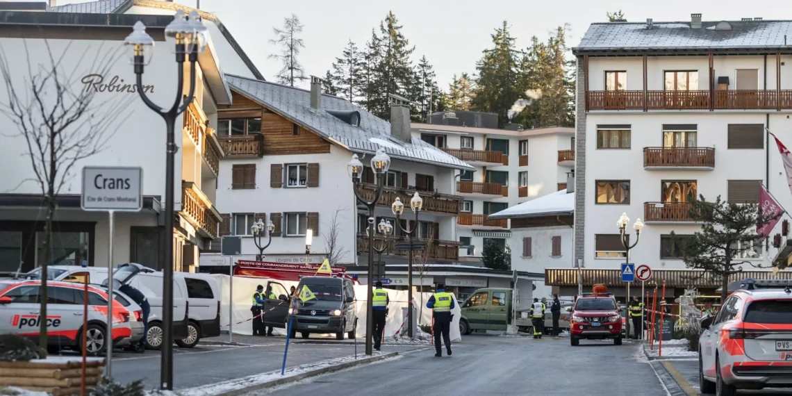 Al menos 40 muertos y 115 heridos, la mayoría graves, en el incendio de un bar de espina estación de esquí en Suiza