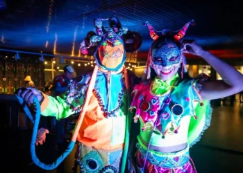 Con diablos y coplas, el Carnaval de Jujuy hizo cabriolear a Buenos Aires en el Palacio Libertadas