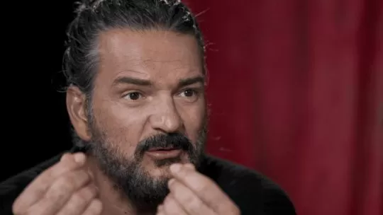 Ricardo Arjona contra los padres que permiten a sus hijos ser therians