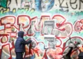 La guerra frente a los grafitis: Barcelona limpia en un año 38 hectáreas de pintadas