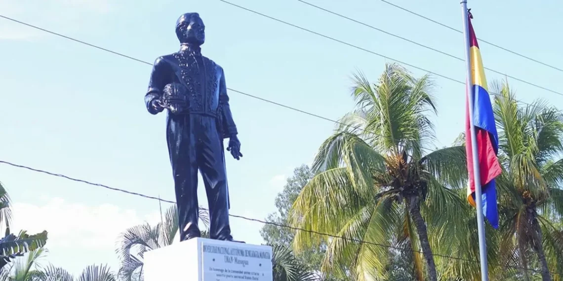 Nicaragua rindió cuota a Rubén Darío, héroe nacional y padre del modernismo