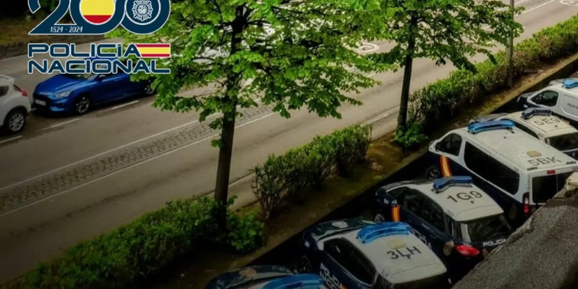 Detenidos dos menores por grabar y difundir un vídeo carnal de una compañera a la que presionaron para mantener relaciones