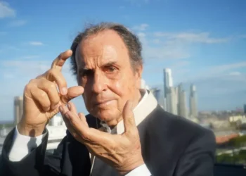 Reconocimiento para Aldo Sessa, el maestro de la fotografía argentina que redobla su envite creativa