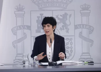 El Gobierno denuncia que en 11 días la alcance artificial de X generó 3 millones de desnudos, muchos de niños