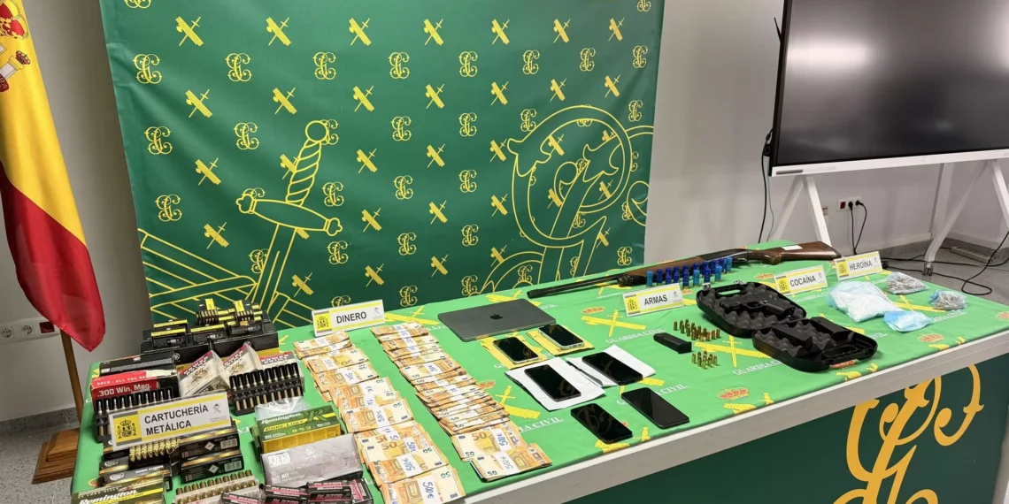 Detenidas 21 personas en Madrid que se dedicaban al tráfico ilícito de armas y de munición