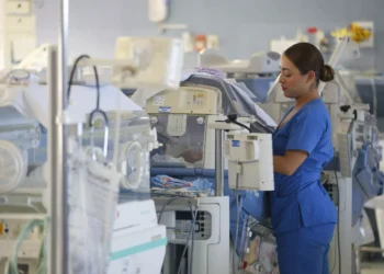 Trece bebés fueron hospitalizados por tomar la leche retirada por pincho toxina