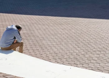 Más de 1.900 médicos pidieron ayuda por sobresalto mental y adicción entre 2023 y 2024