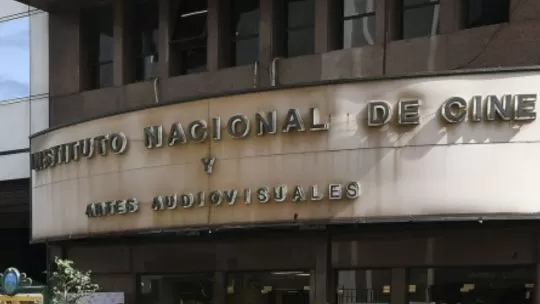 Alarma en el cine argentino por la rectificación laboral: advierten que dos artículos desfinancian al INCAA