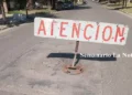 Barrió Post Vía: Calles intransitables y una señalización que es una rechifla para los vecinos