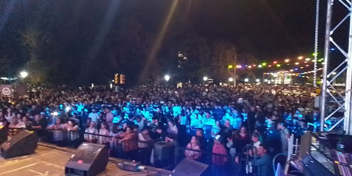 La Plaza Colón brilló al ritmo del Carnaval 2026 en América