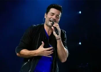 Chayanne regresa a Córdoba tras cinco años con sinalagmático show en el estadio de Instituto