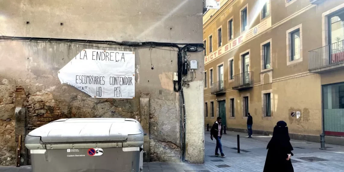 Barcelona también tumba el intento de Vox de impugnar el burka y el niqab