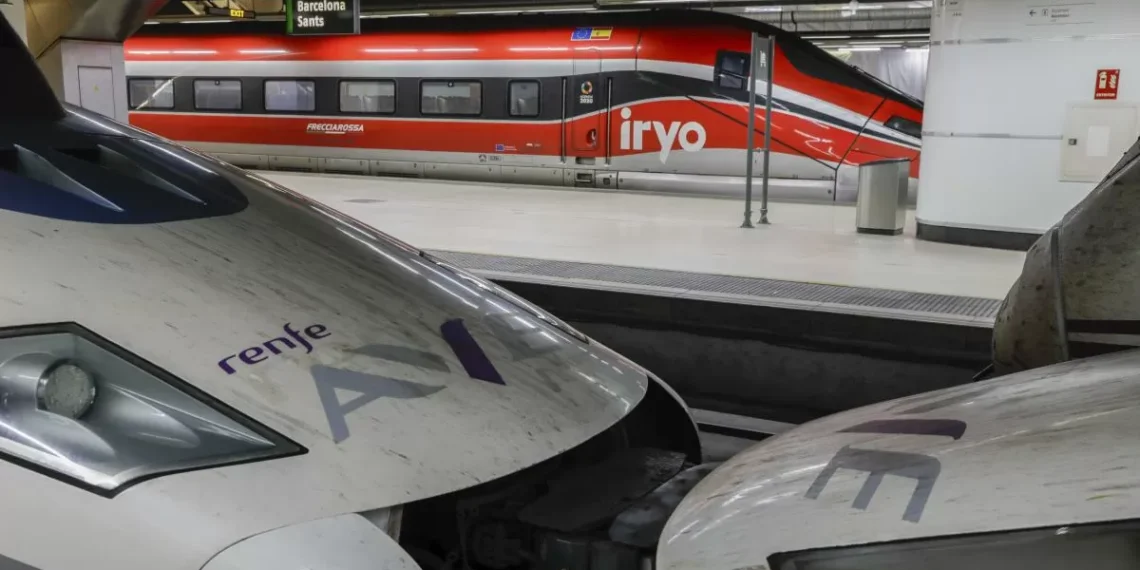 El viaje en AVE entre Barcelona y Madrid no bajará de las tres horas por un edad indefinido