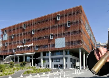 Hecho insólito en Francia: Un hombruno acude a urgencias con un obús de 1918 insertado en el recto